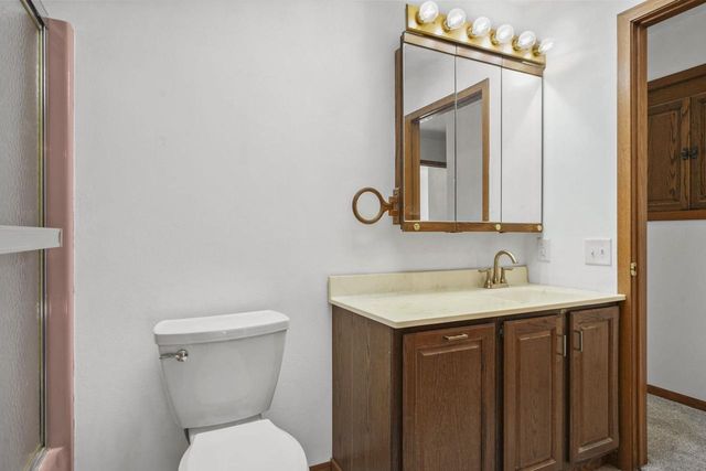 207 S Rutland Avenue, Brooklyn, WI 53521