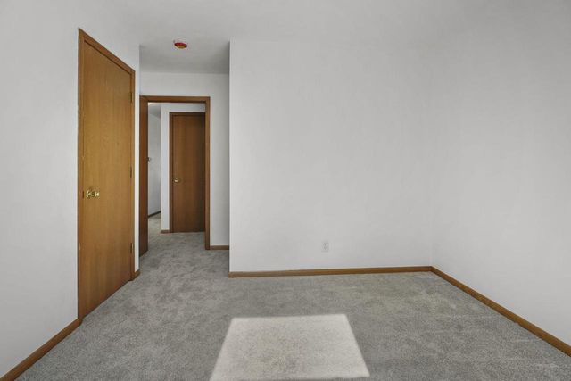 207 S Rutland Avenue, Brooklyn, WI 53521