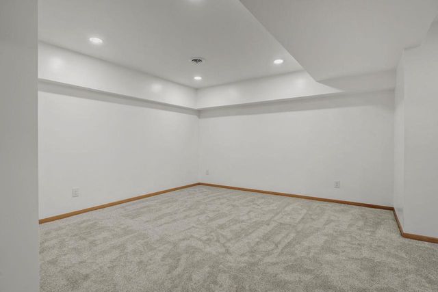 207 S Rutland Avenue, Brooklyn, WI 53521