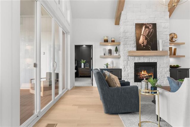 2825 SW Heartland Road, Lee's Summit, MO 64082