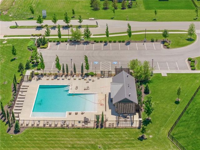 2825 SW Heartland Road, Lee's Summit, MO 64082