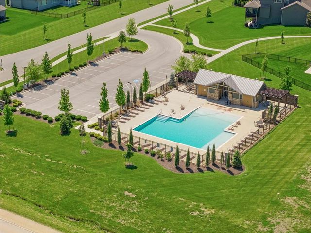 2825 SW Heartland Road, Lee's Summit, MO 64082