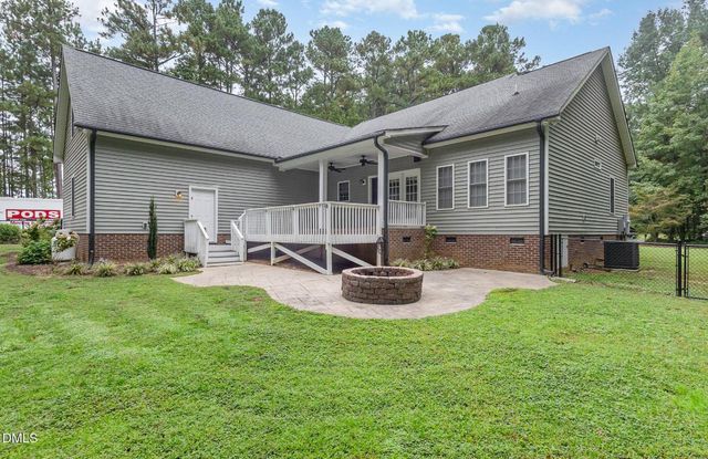 6049 Mulberry Lane, Oxford, NC 27565