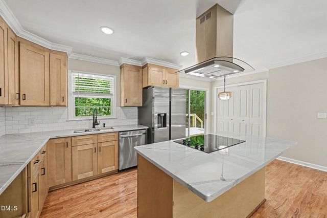 428 Jeremiah Drive, Chapel Hill, NC 27517