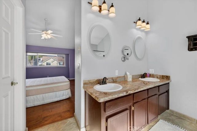 1881 E Frederick, Fresno, CA 93720