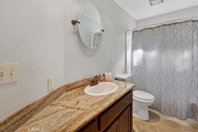 1881 E Frederick, Fresno, CA 93720