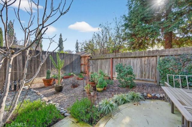 1881 E Frederick, Fresno, CA 93720