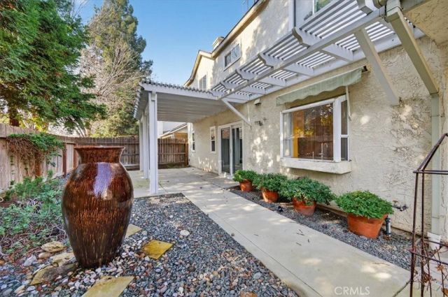 1881 E Frederick, Fresno, CA 93720