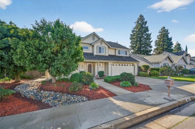 1881 E Frederick, Fresno, CA 93720