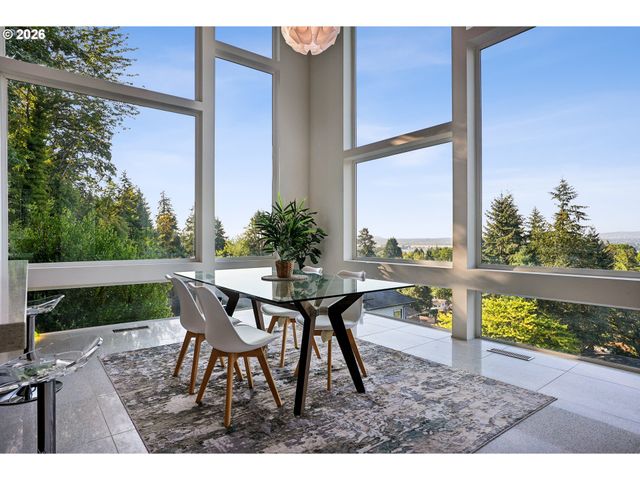 3816 EDGEWOOD Dr, Vancouver, WA 98661