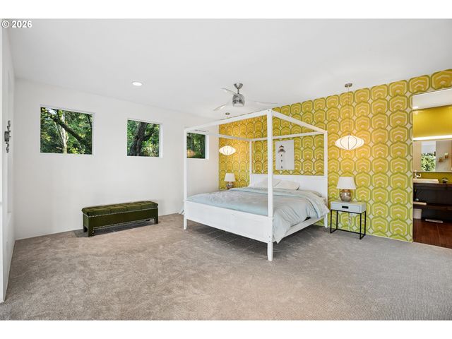 3816 EDGEWOOD Dr, Vancouver, WA 98661