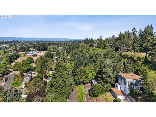 3816 EDGEWOOD Dr, Vancouver, WA 98661
