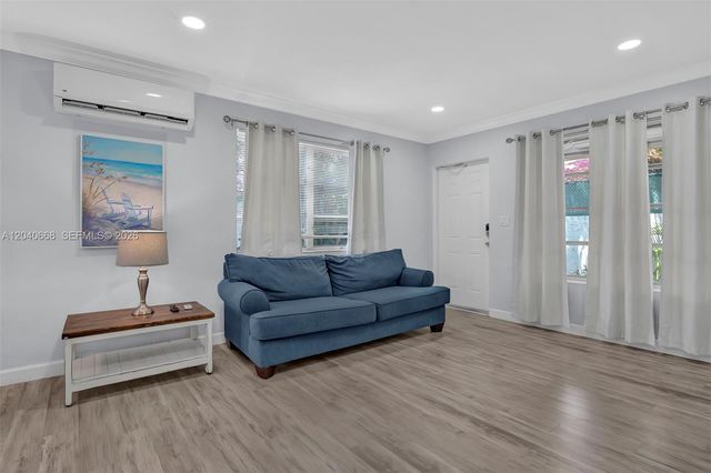 1716 SW 11th Court 3, Fort Lauderdale, FL 33312
