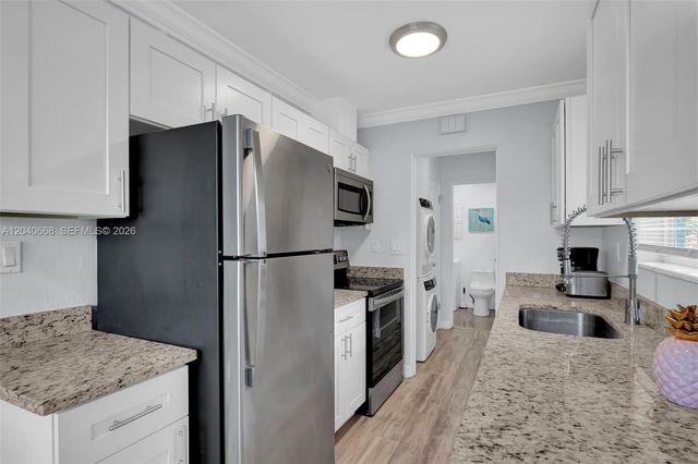 1716 SW 11th Court 3, Fort Lauderdale, FL 33312