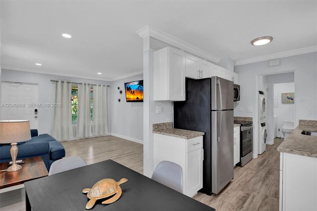 1716 SW 11th Court 3, Fort Lauderdale, FL 33312