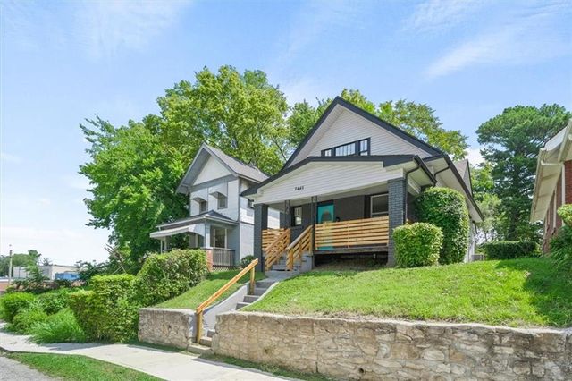 2445 Wabash Avenue, Kansas City, MO 64127