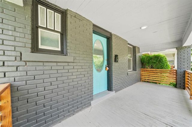 2445 Wabash Avenue, Kansas City, MO 64127