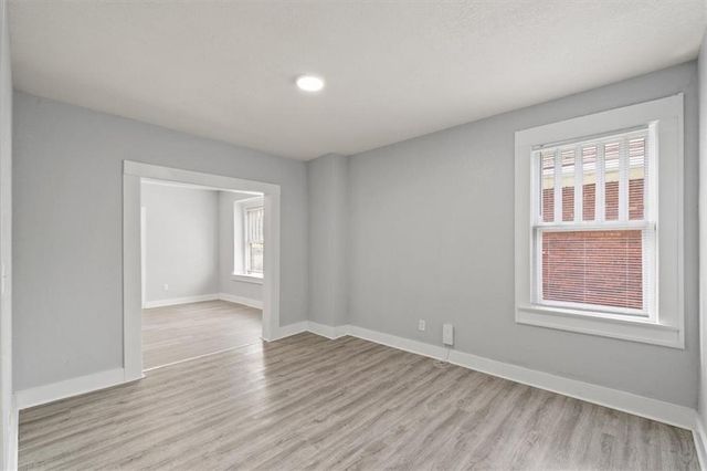 2445 Wabash Avenue, Kansas City, MO 64127