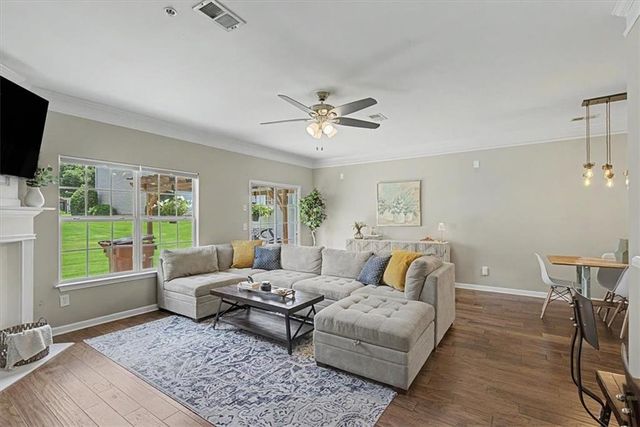 305 Azalea Circle, Cumming, GA 30040