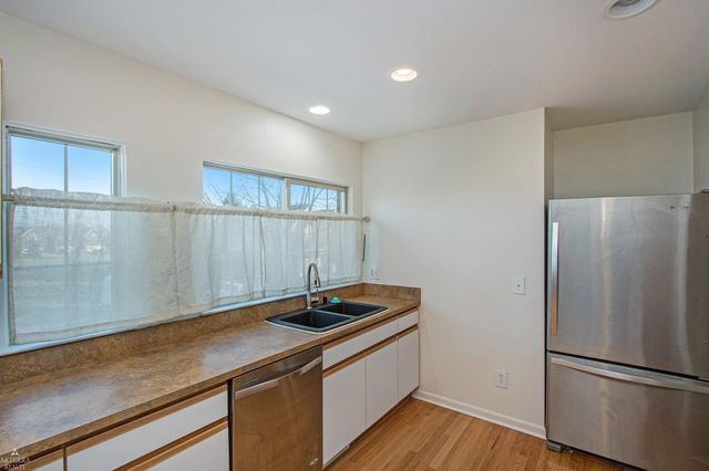 16832 Kensington Drive, Macomb, MI 48044