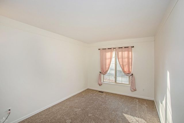 16832 Kensington Drive, Macomb, MI 48044