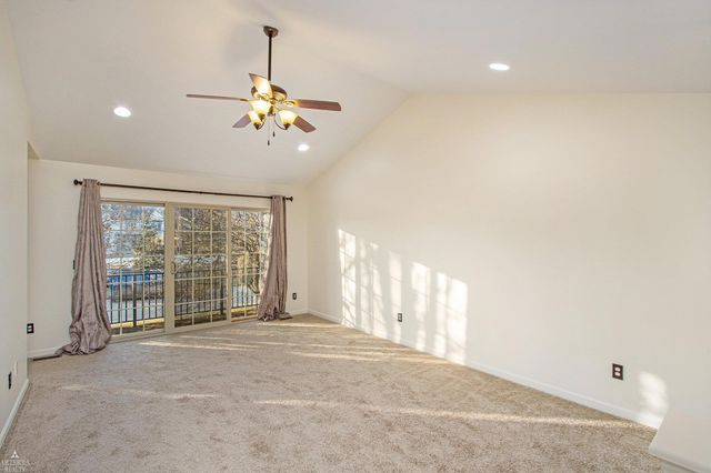 16832 Kensington Drive, Macomb, MI 48044