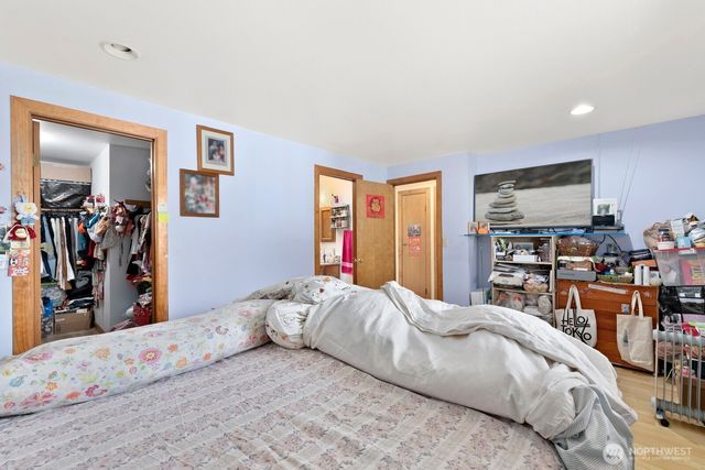 5233 33rd Avenue S, Seattle, WA 98118