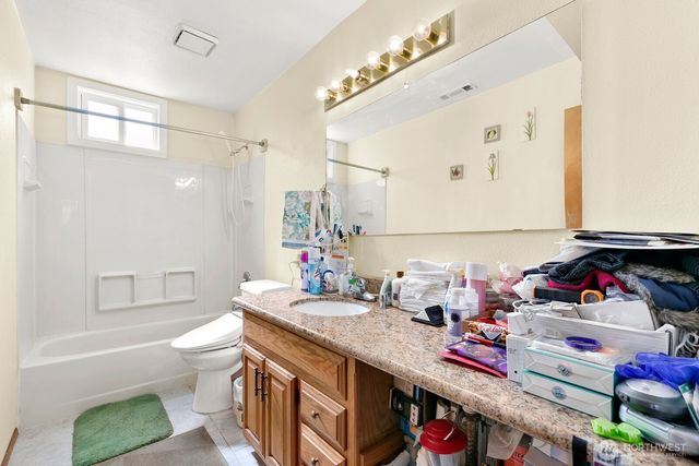 5233 33rd Avenue S, Seattle, WA 98118