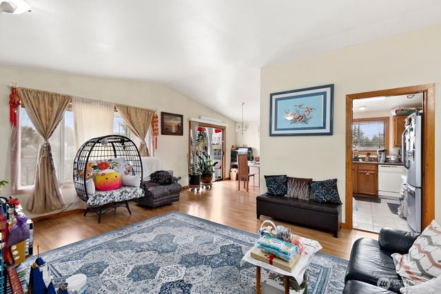 5233 33rd Avenue S, Seattle, WA 98118