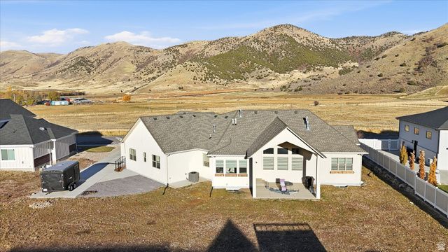 534 E FISH HATCHERY RD, Mantua, UT 84324