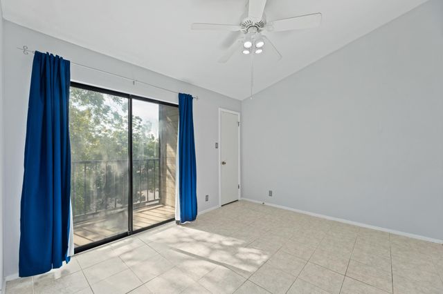 106 E 30th ST 308, Austin, TX 78705
