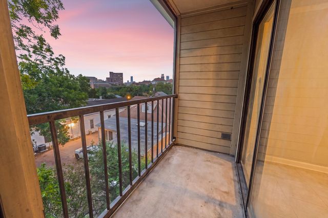 106 E 30th ST 308, Austin, TX 78705