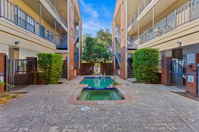 106 E 30th ST 308, Austin, TX 78705