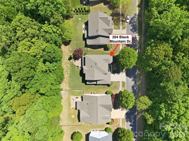204 Black Mountain Drive, Fort Mill, SC 29708