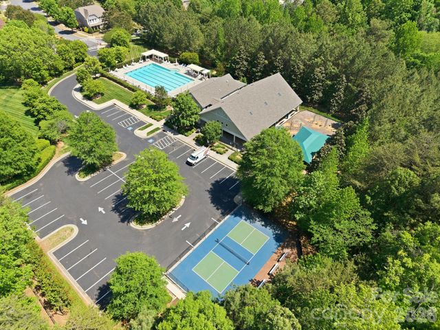 204 Black Mountain Drive, Fort Mill, SC 29708