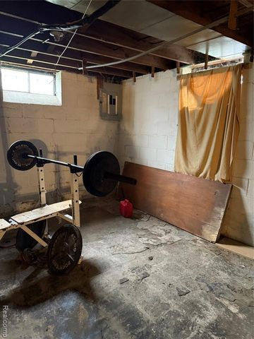 5250 Alter Road, Detroit, MI 48224