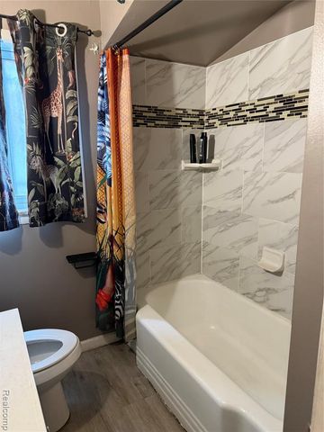 5250 Alter Road, Detroit, MI 48224