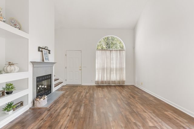 1068 Tulip Grove Rd, Hermitage, TN 37076