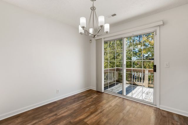 1068 Tulip Grove Rd, Hermitage, TN 37076