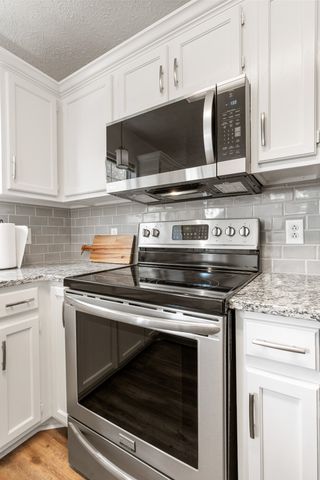 1068 Tulip Grove Rd, Hermitage, TN 37076
