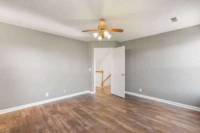 1068 Tulip Grove Rd, Hermitage, TN 37076