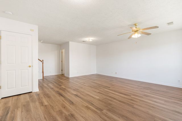 1068 Tulip Grove Rd, Hermitage, TN 37076