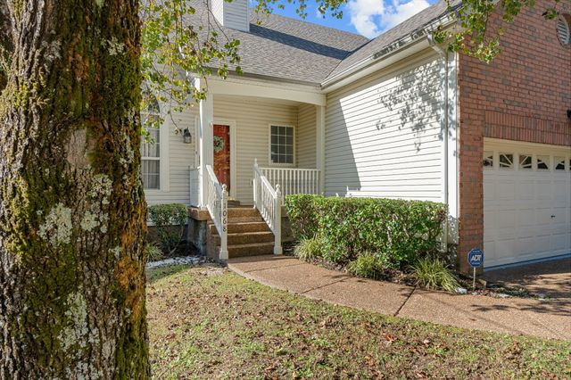 1068 Tulip Grove Rd, Hermitage, TN 37076