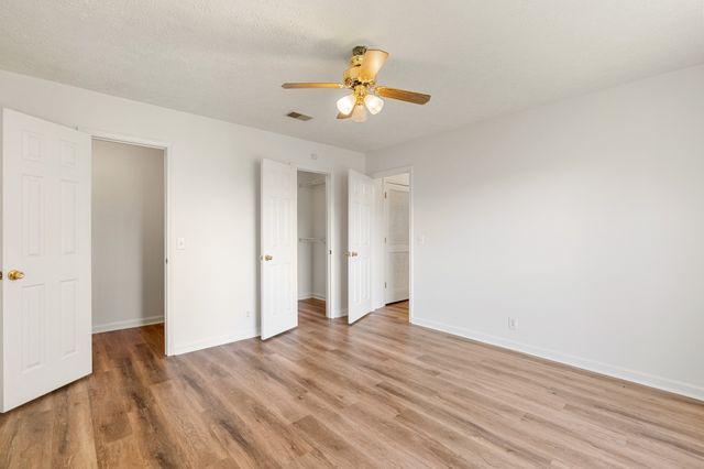 1068 Tulip Grove Rd, Hermitage, TN 37076