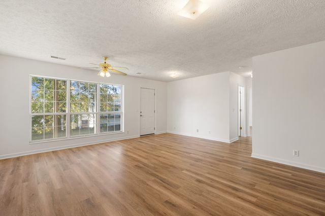 1068 Tulip Grove Rd, Hermitage, TN 37076