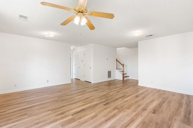 1068 Tulip Grove Rd, Hermitage, TN 37076