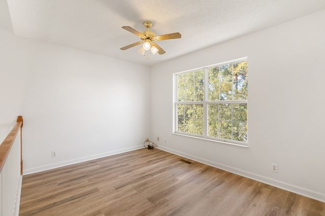 1068 Tulip Grove Rd, Hermitage, TN 37076