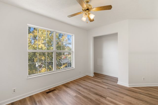1068 Tulip Grove Rd, Hermitage, TN 37076