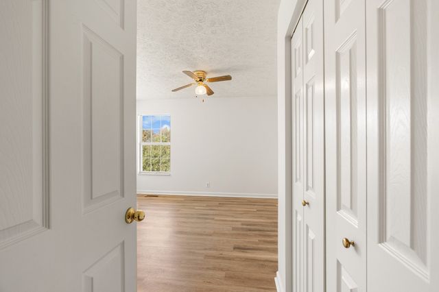 1068 Tulip Grove Rd, Hermitage, TN 37076