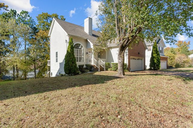 1068 Tulip Grove Rd, Hermitage, TN 37076